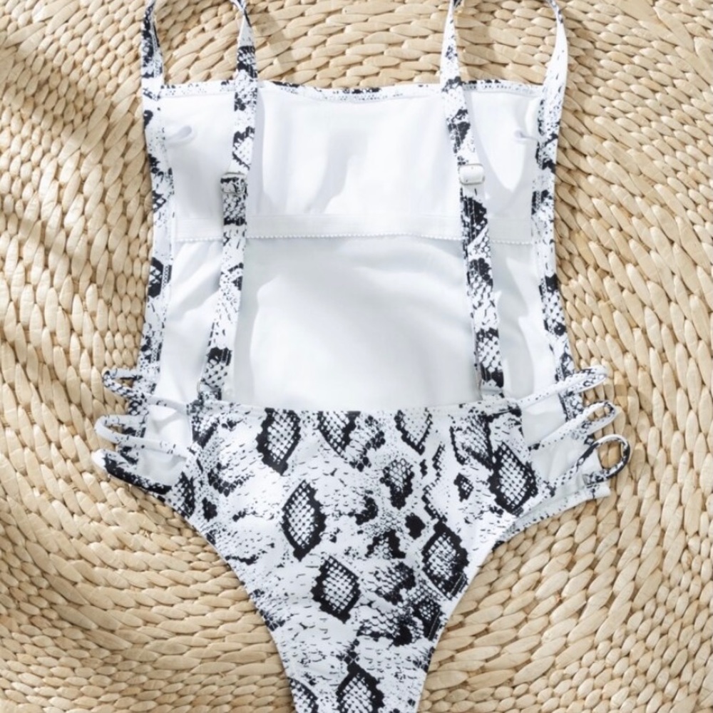 Bathing Suite- One piecce